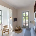 Oliviers -agreable 2 Pieces Dans Maison Bourgeoise