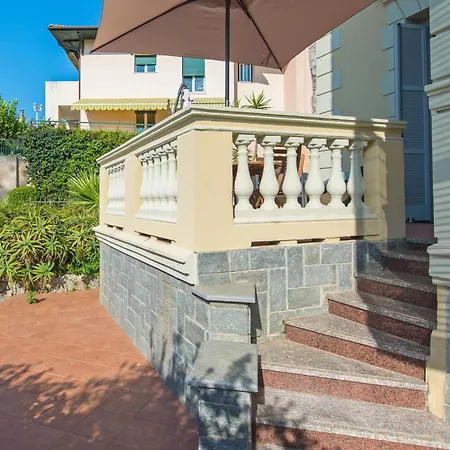 Oliviers -agréable 2 Pièces Dans Maison Bourgeoise